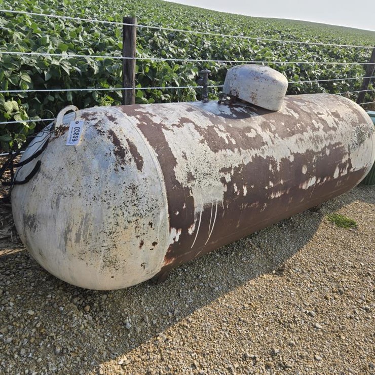 #3859 • 500 GALLON TANK