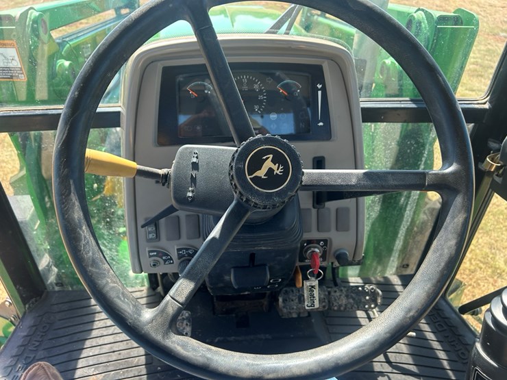john-deere-6140d-image-37