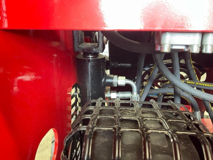 #1015-•-unused-future-ft323w-mini-skid-steer-image-31