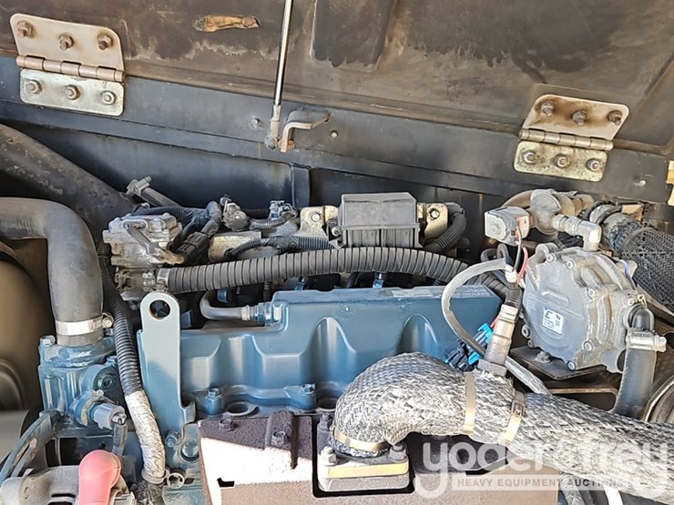 2019-jlg-450aj-image-21