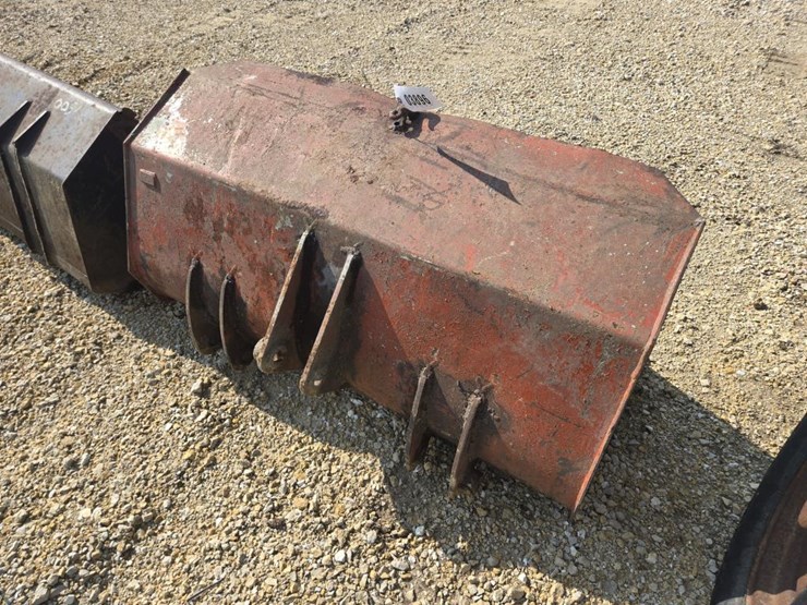 #3896-•-50"-loader-bucket-image-2