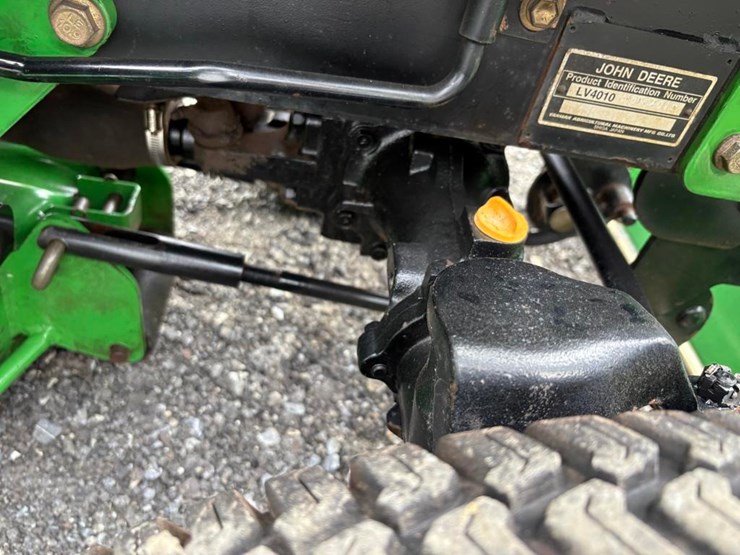2004-john-deere-4010-image-21