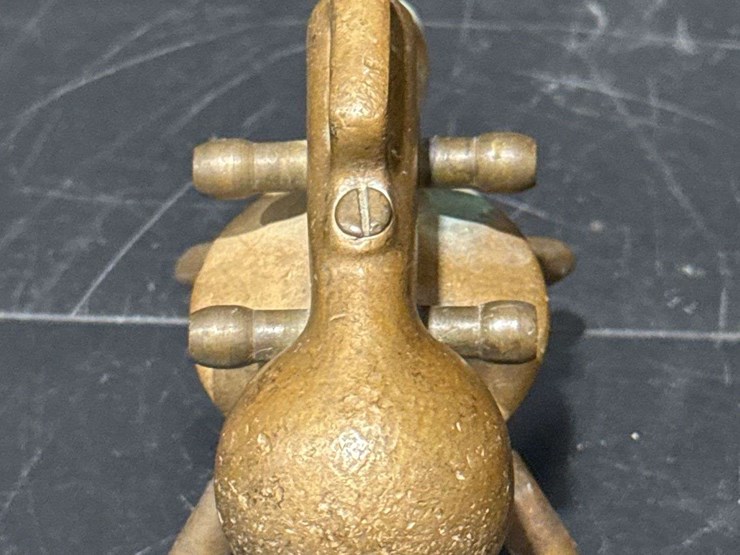 brass-milking-machine-claw-image-7