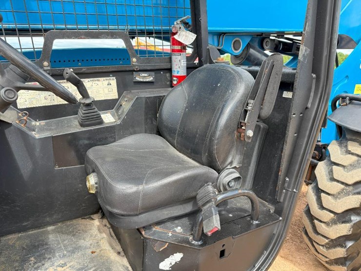 2015-genie-gth844-image-40