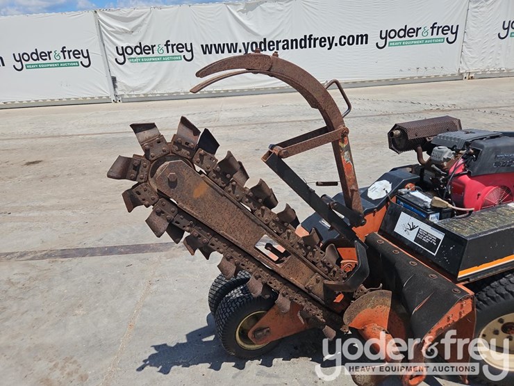 ditch-witch-1820he-image-11