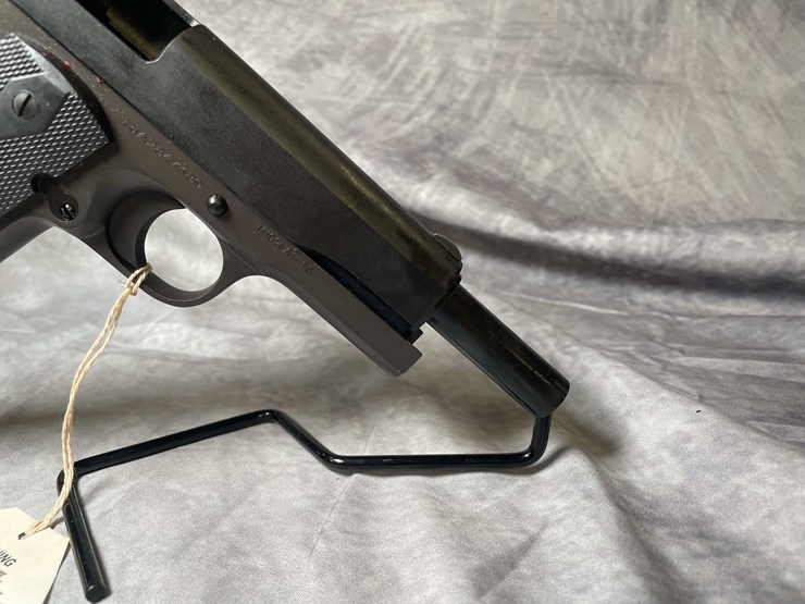 #4533-•-rock-island-arms-m1911-a1-fs-45-auto-pistol,-sn:-ria2847189-image-12