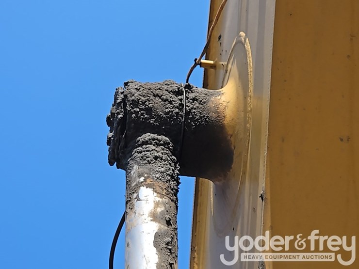 2019-caterpillar-336-image-36