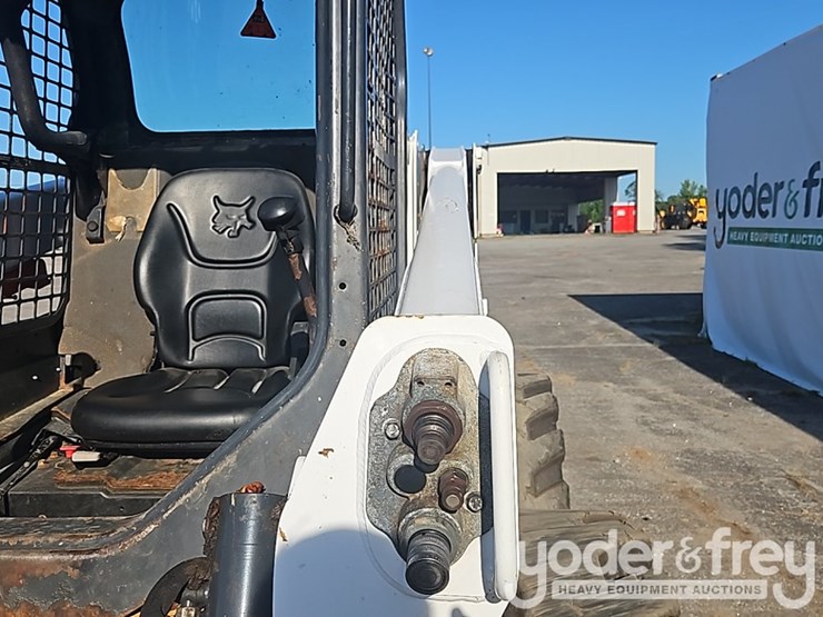 2019-bobcat-s550-image-18