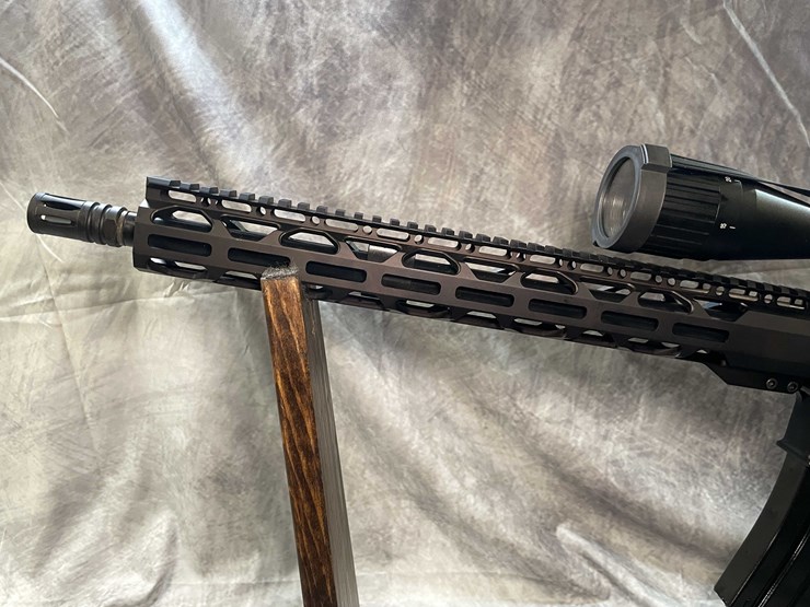 #4577-•-radical-firearms-ar-15-package-5.56-nato-semi-auto-rifle,-sn:-epg16v2-image-13