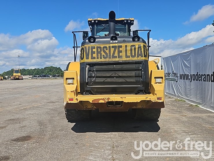 2021-caterpillar-962m-image-4