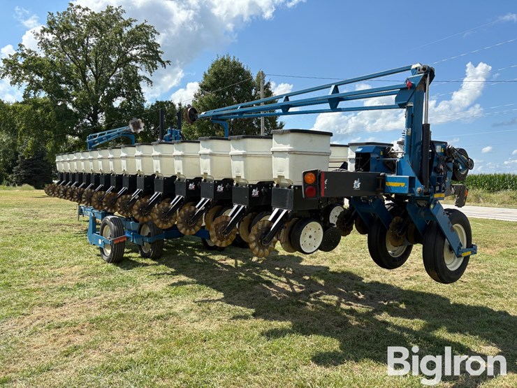 kinze-3600-image-7