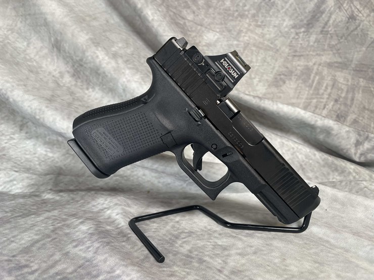 #4562-•-glock-19-gen-5-9mm-luger-semi-auto-pistol,-sn:-cdyz003-image-3