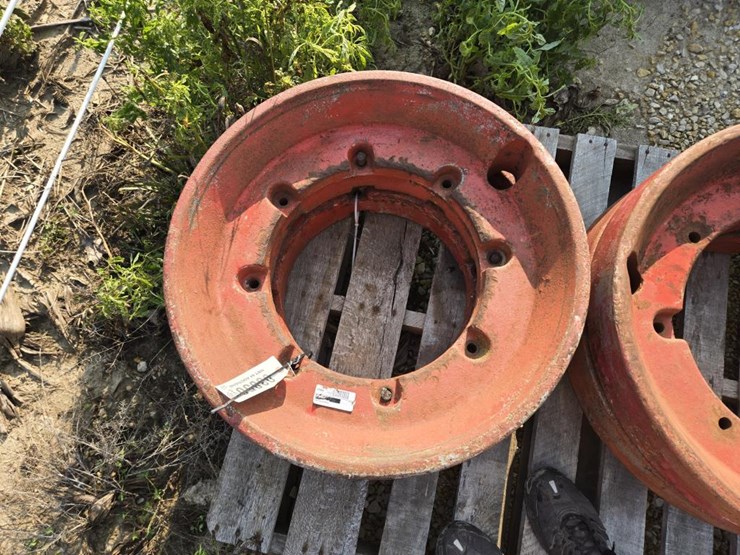 #3850-•-(2)-fendt-rear-wheel-weights-image-3