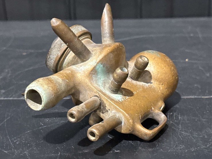 brass-milking-machine-claw-image-3