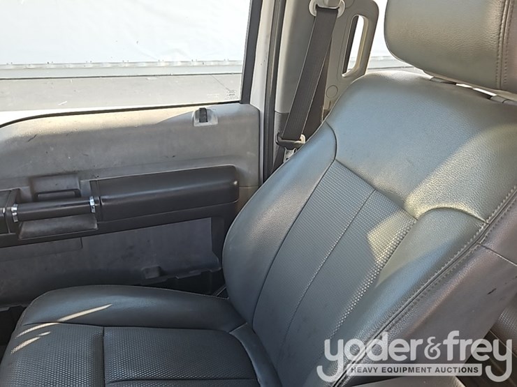2016-ford-f550-image-23