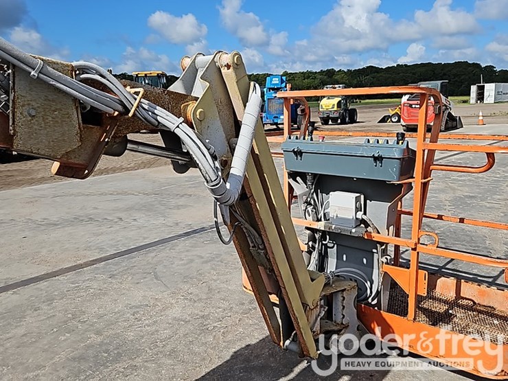 2019-jlg-450aj-image-10