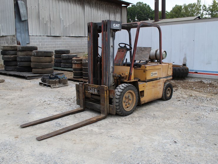 caterpillar-vc60d-image-1