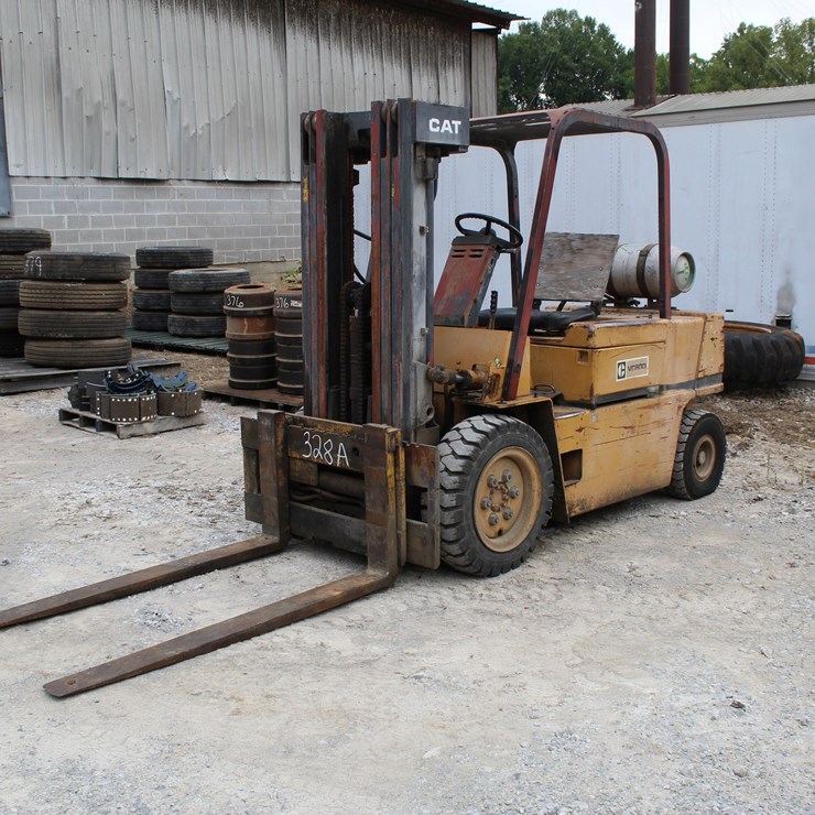 CATERPILLAR VC60D