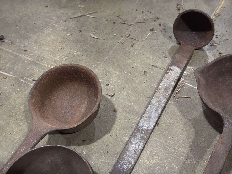 collection-of-cast-iron-smelting-or-lead-melting-ladles-image-10