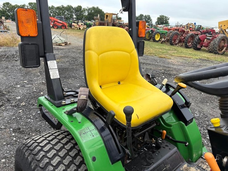 2004-john-deere-4010-image-22