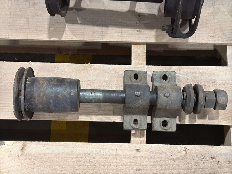 various-industrial-salvage-parts-likely-from-the-late-1800's-image-21
