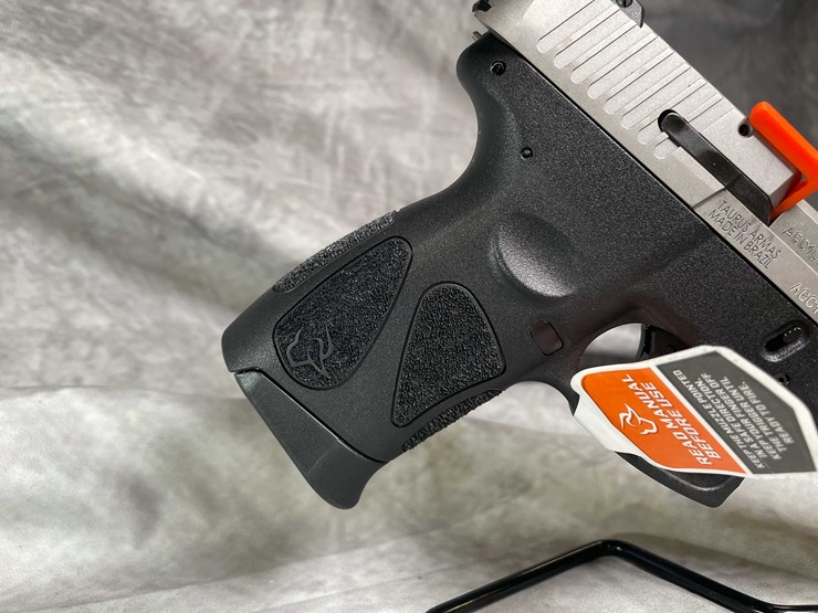 #4538-•-taurus-g2c-40-s&w-pistol,-sn:-agc106105-image-6