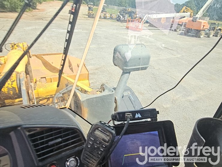 komatsu-wa380-image-77