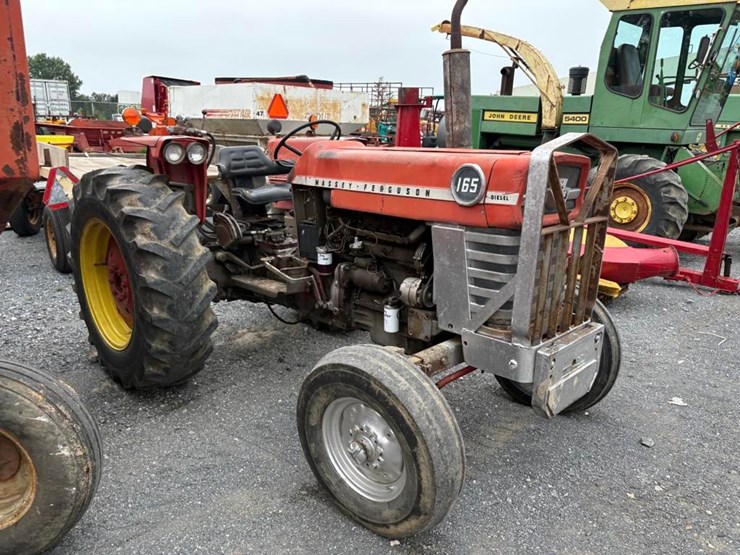 massey-ferguson-165-image-6