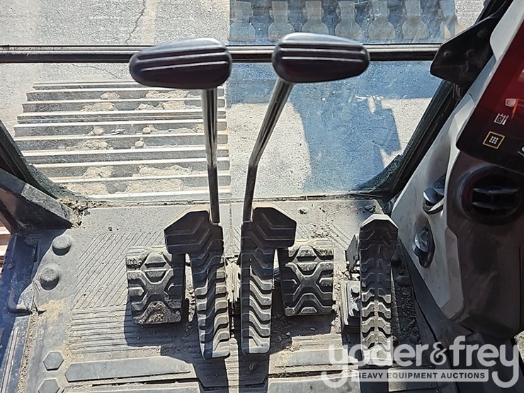 2019-caterpillar-336-image-75