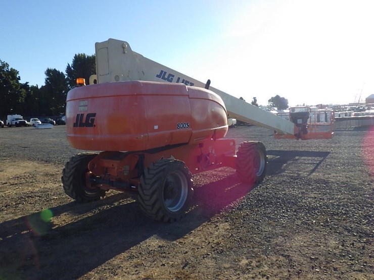 2007-jlg-800s-image-3