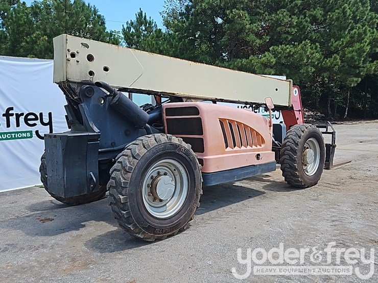 2012-jlg-g9-43a-image-5
