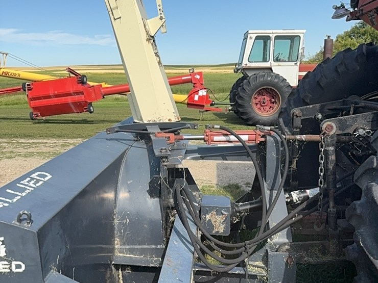 allied-snowblower,-twin-auger,-two-stage,-hyd.-chute,-works-great,-little-use-image-10