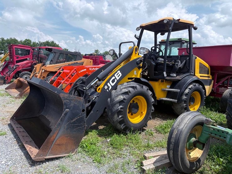 jcb-409-image-2