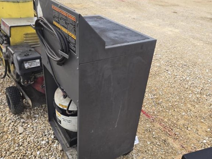 #3946-•-snap-on-134a-freon-recovery-unit-image-12