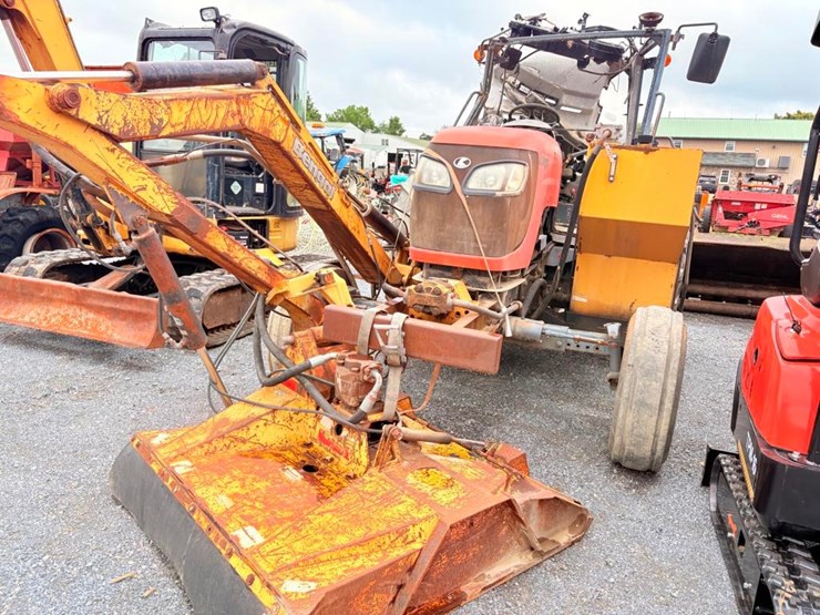 kubota-m108s-image-15