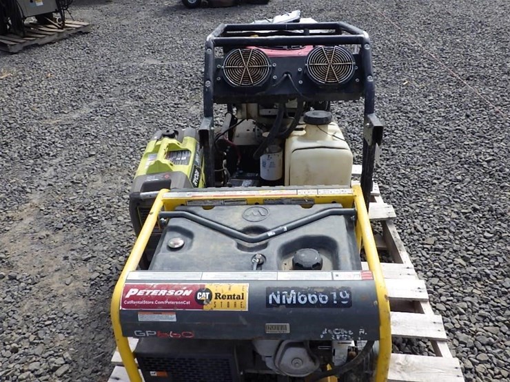 caterpillar-660-image-5