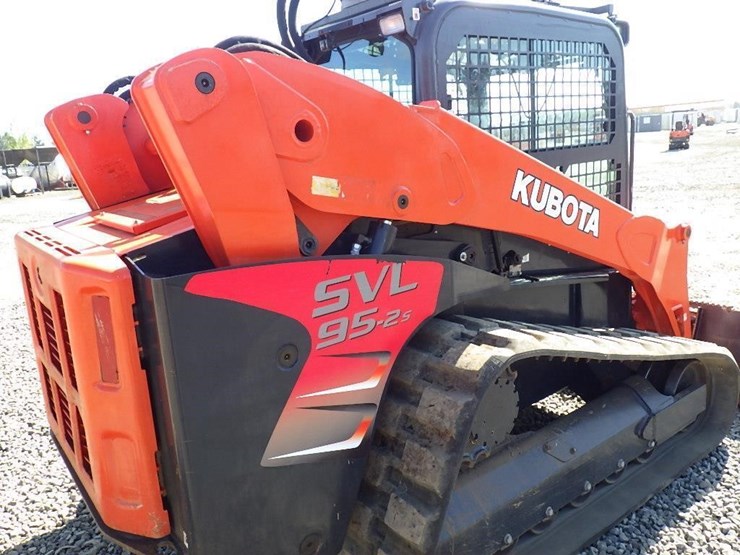 2019-kubota-svl95-2s-image-14