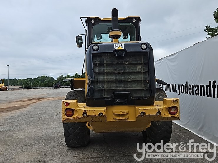 2015-caterpillar-926m-image-4