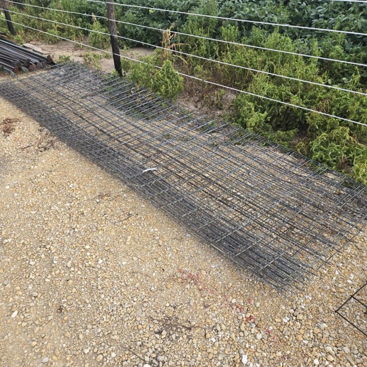 #3923 • CATTLE PANELS