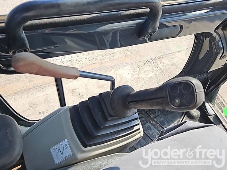 2018-kobelco-sk170-lc-10-image-39