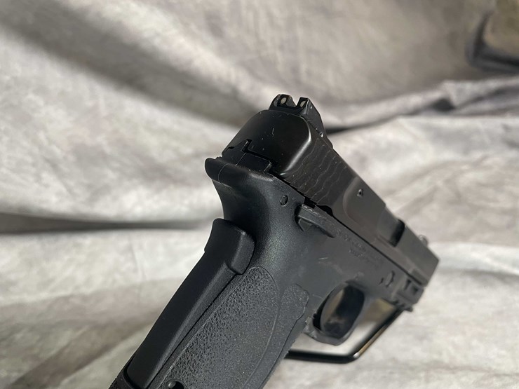 #4557-•-smith-&-wesson-m&p-shield-ez-380-auto-pistol,-sn:-fhx7559-image-7