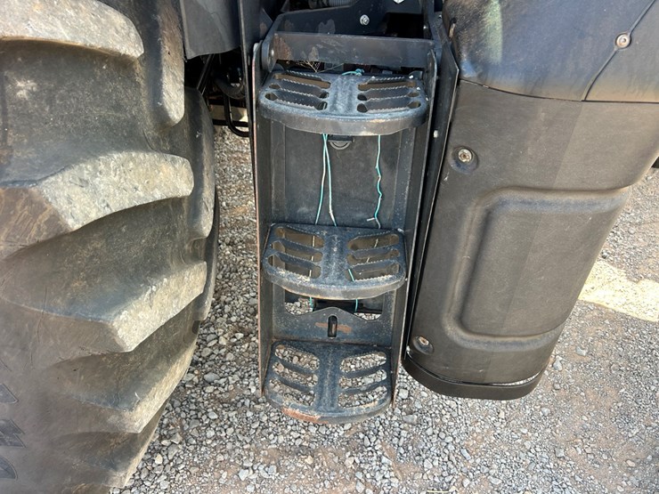 new-holland-t6.175-image-26