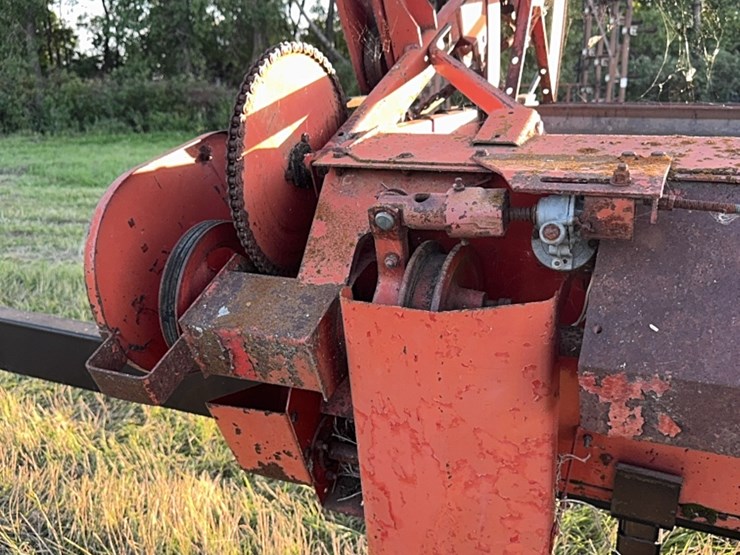 20’-straight-head,-massey-header-image-17