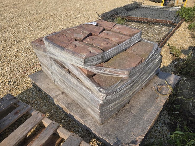 #3890-•-(55)-3-1/2"-x-11-1/2"-landscape-retaining-blocks-image-6