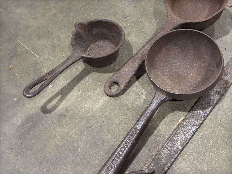 collection-of-cast-iron-smelting-or-lead-melting-ladles-image-11