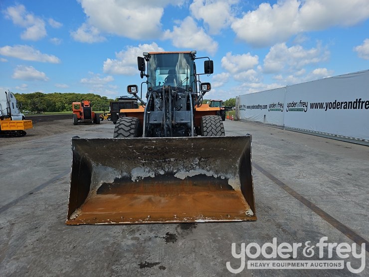 2019-doosan-dl250-5-image-13