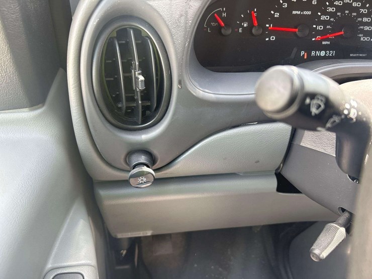 2007-ford-e450-image-14