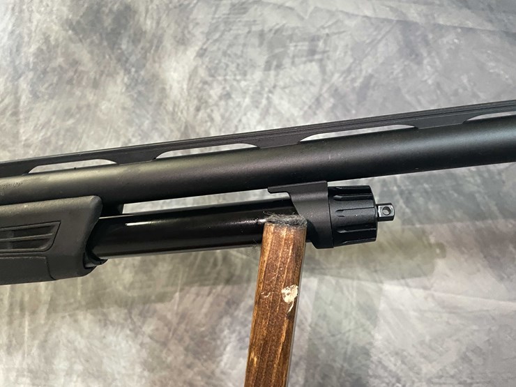 #4612-•-winchester-model-4612-12-ga.-pump-action-shotgun,-sn:-tr6022-051946sp-image-11