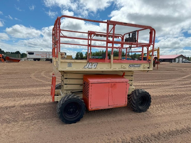 2000-jlg-260mrt-image-4