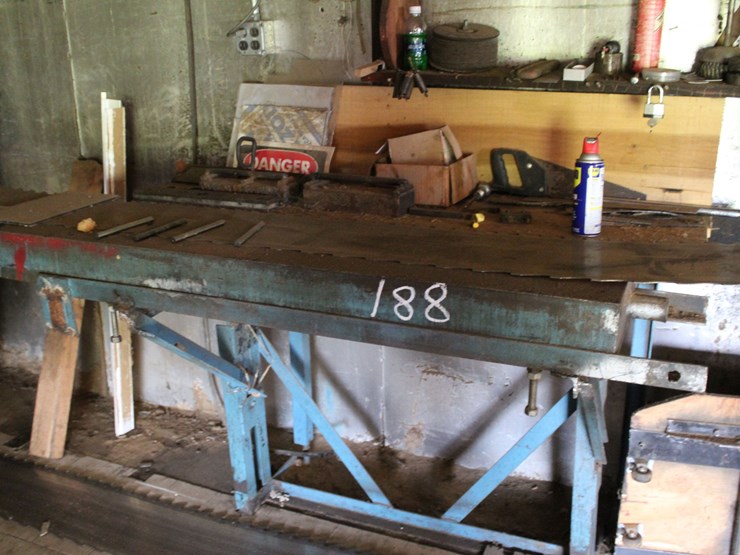 hammering-block-image-2